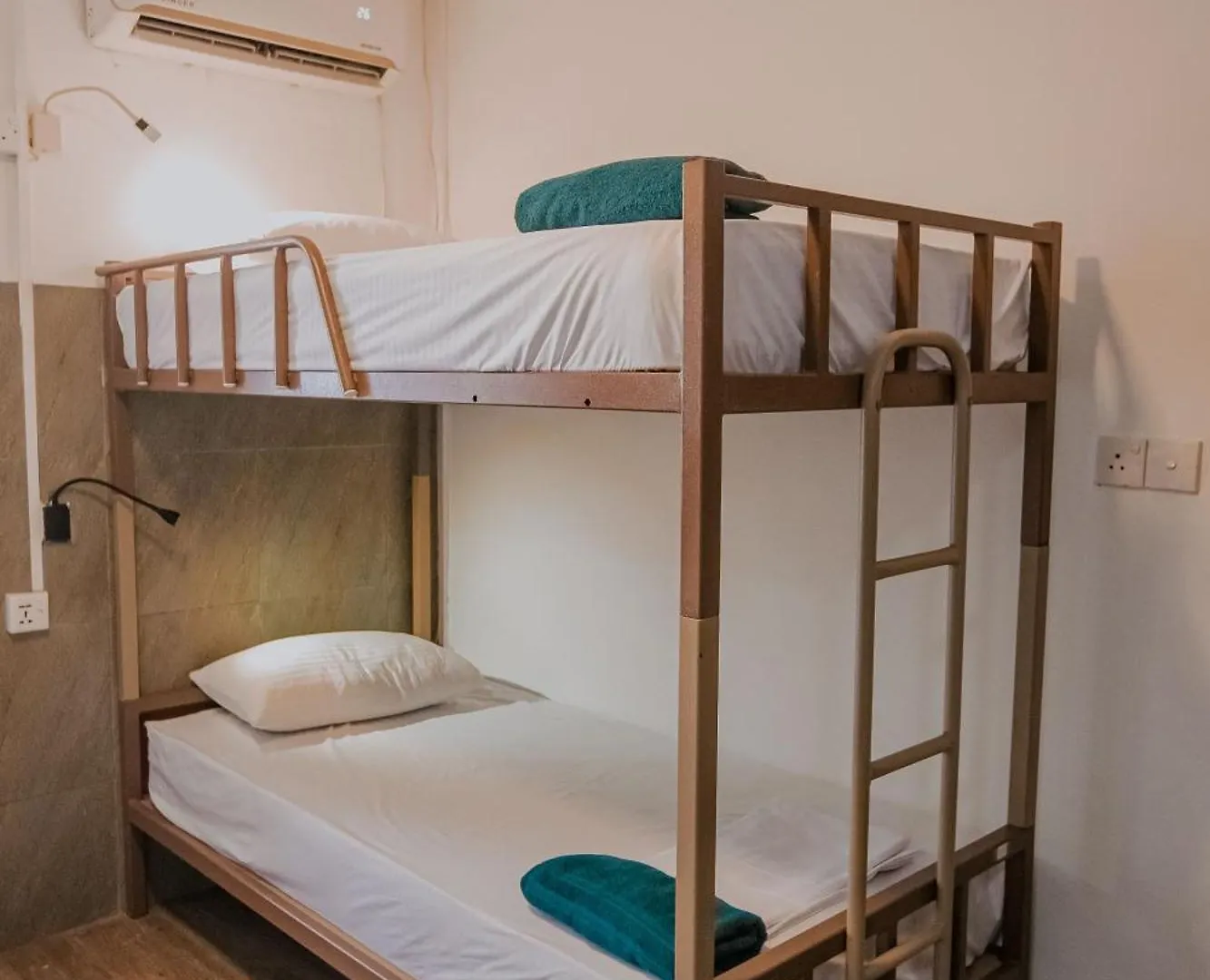 Drop Inn Hostels Colombo 0*,  Sri Lanka